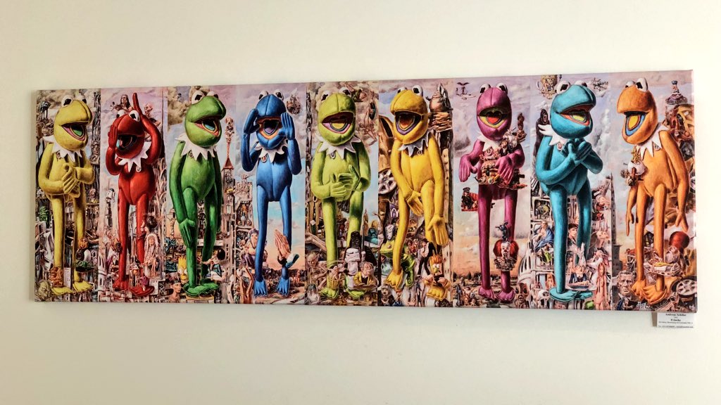 nathanbroon's tweet photo. Quite liking the art at this conference! #DDSummit18 https://t.co/xAmV2fn8NP