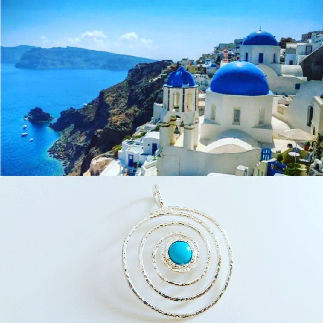 MorelliGioielli's tweet photo. Omaggio alla Grecia.
Pendente in #argento e #turchese interamente #grecia #santorini realizzato a mano #pendant #pendenteinargento #stone #torquise #hammered  #sterlingsilver #solocosebelle #unicità #particolarità  #925 #handcrafted #art #italy  #artisan #morelligioielli https://t.co/YgUBJn7VMp