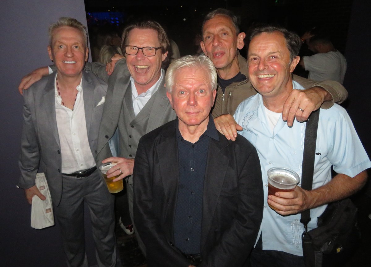 stephenmahoneym's tweet photo. My picture; Ollie O'Donnell, Bob Elms, David Johnson, Graham Ball &amp; Graham Smith the male Spandau Ballet friends &amp; fans at Subterania, venue, Acklam Road London pre the bands gig. #ollieodonnell #bobelms #davidjohnson #grahamball #grahamsmith #fans @spandauballet  @RobertElms https://t.co/gKS80A9FHv