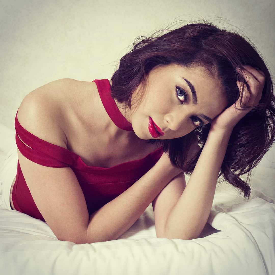 carleensnchz's tweet photo. 2015 pa tong photo na to. Iba talaga yung dating ni Glaiza nung 2015, noh? 😍😍😍 https://t.co/foUyGlFnUo