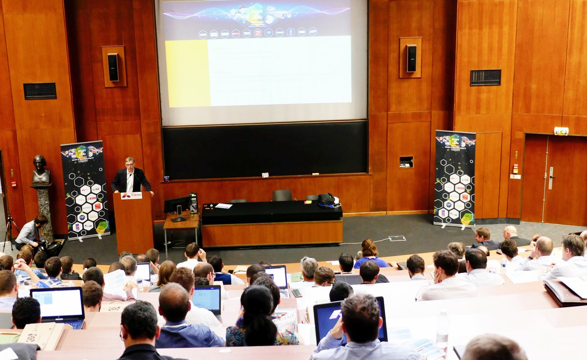 ArtsetMetiers_'s tweet photo. Lancement des 2 jours de conférences #MUGV & Manufacturing’21 à #ArtsetMétiers campus de #Bordeaux : avancées dans les domaines de la fabrication mécanique (usinage, robotisation du procédé, fabrication additive et hybride, etc.). Plus d'infos sur https://t.co/VnIceadt9V https://t.co/xWkEO3RZ7j