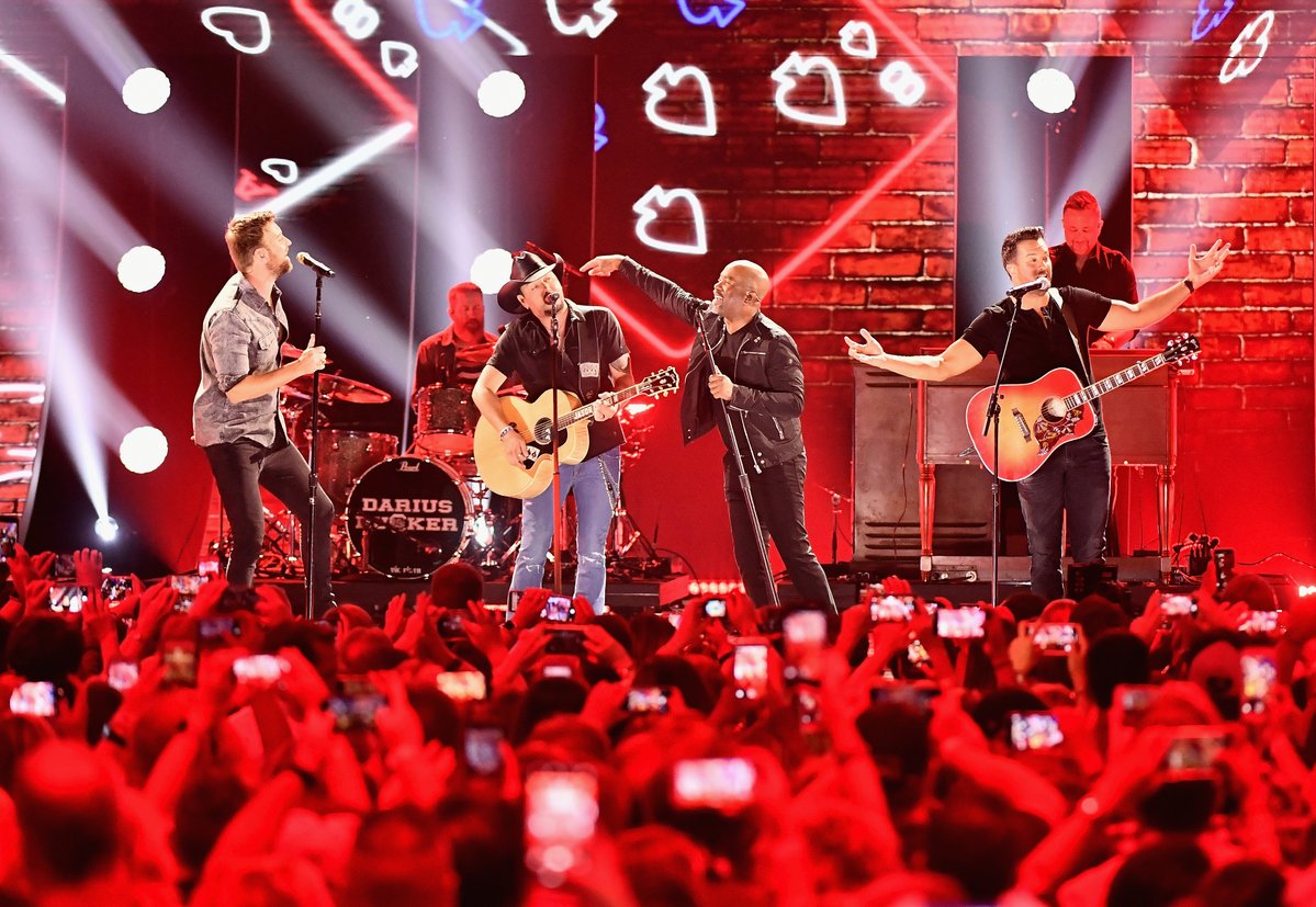 ladya's tweet image. The boys!!! #CMTawards @DariusRucker @LukeBryanOnline @Jason_Aldean -ck