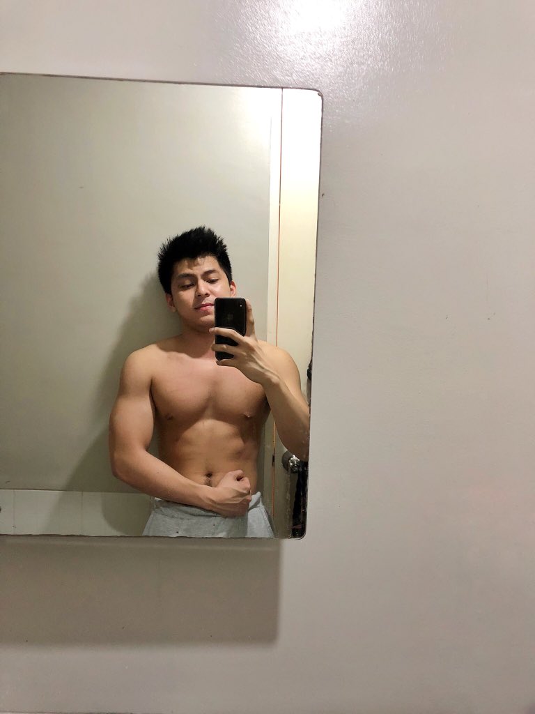 jhosephllorente's tweet photo. Hello 😅 https://t.co/K8HuUAzTrU
