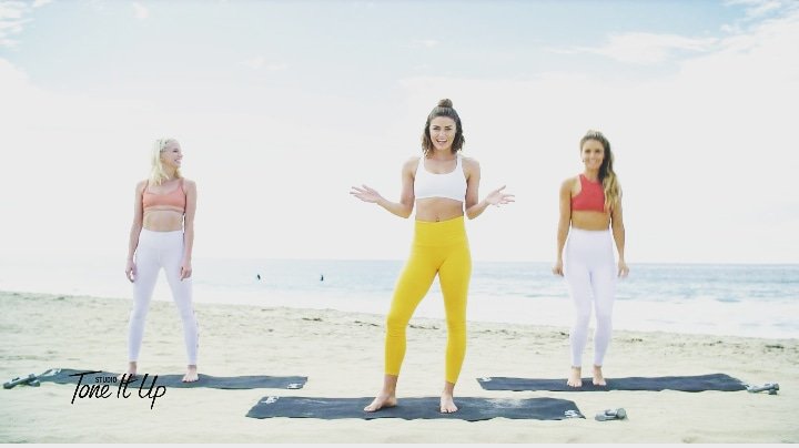 lmaveTIU's tweet photo. Rockin' Core + Daily Moves ✔
Slept in late and had to deal with a sick 🐱 in the middle of the DMs. But I got it done! Planning on a walk outside this evening! #strongertogether #TIUteam @ToneItUp https://t.co/KxauocvoAM