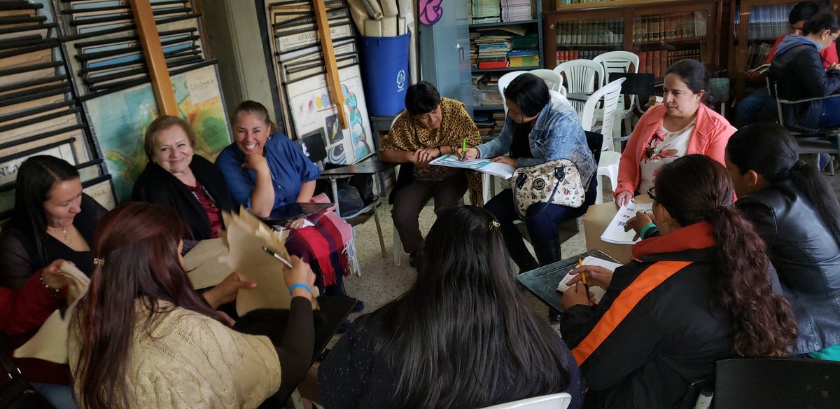 Paolitalucumi's tweet photo. El trabajo en comunidades de aprendizaje transforma las prácticas de aula y mejora los aprendizajes de los estudiantes#PTATransforma @PTA_Colombia @infopresidencia @YanethGiha https://t.co/LYhNj2XZs1