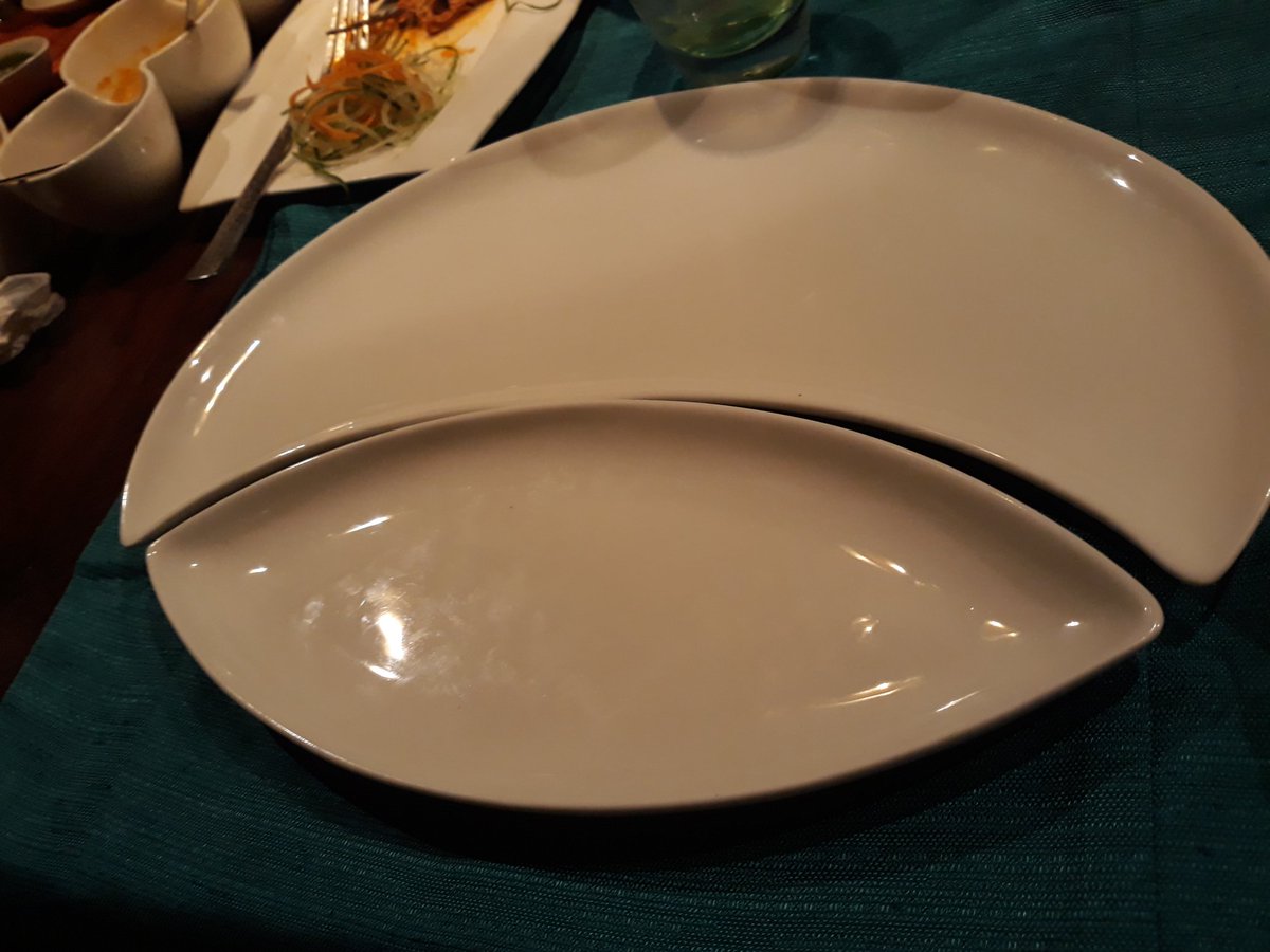 akankshawrites's tweet photo. Putting the pieces together.. #uncommon #crockery #beautyindesign https://t.co/1oE5M5iG7t