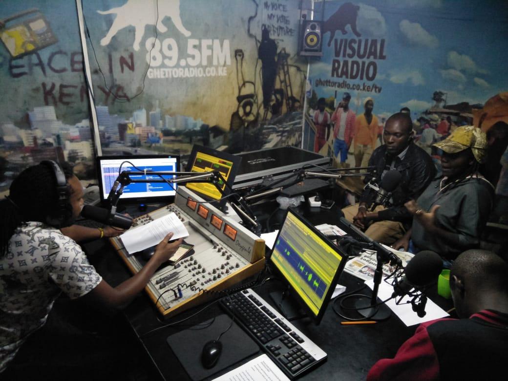 GhettoRadio895's tweet photo. Remember handshake?
Youths waneweza fanya nini kupromote tolerance and peaceful coexistence mtaani? #PeaceSecurityStability

@tendasasa crew Now Live on #Goteana w/ @DjBlingGhetto @ABonokoDeh https://t.co/74NRUEF8TP https://t.co/eAKaYF6wMn