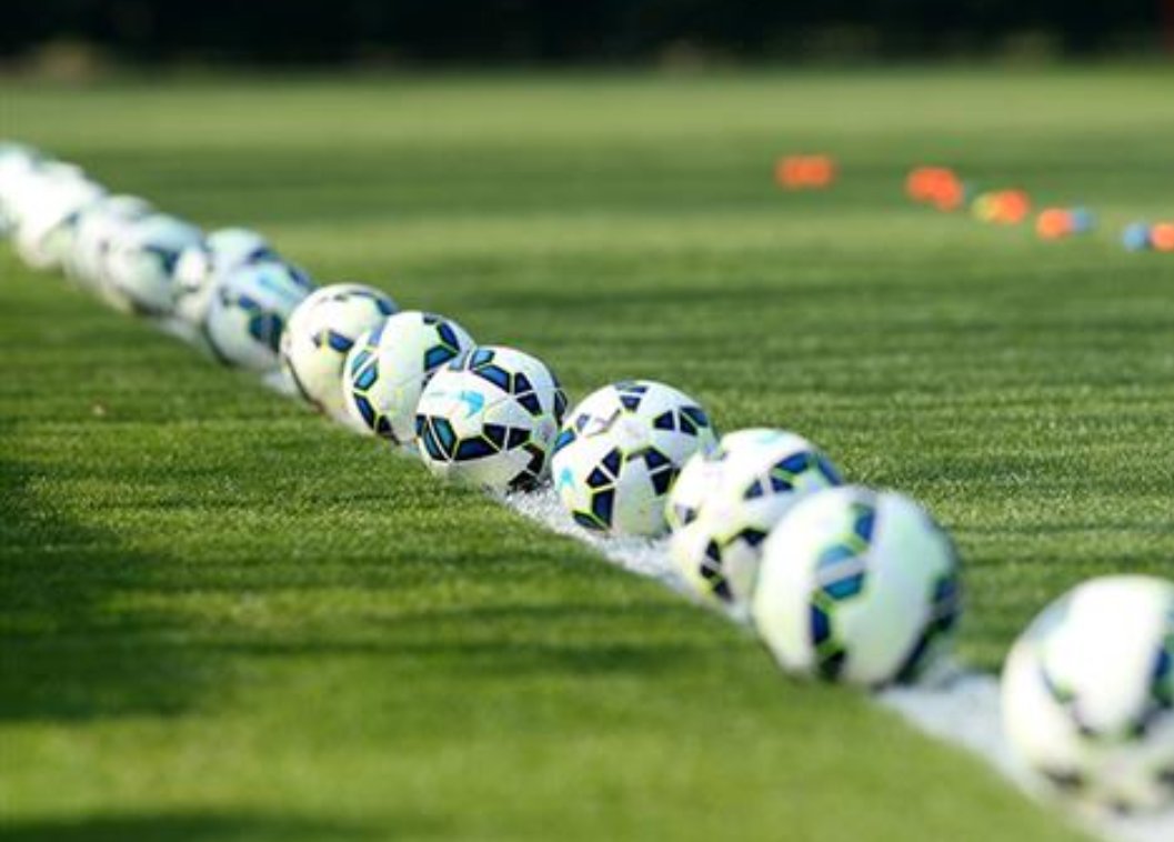 ashtontownfc's tweet photo. Just over a week now until our pre season starts, and the build up to our exciting return to the @nwcfl ⚽

All players welcome Saturday 16th June 11am start at our club, WN4 8SL, for an open trial training session #letsdothis #backbiggerandbetter https://t.co/ARjOwmJZUx