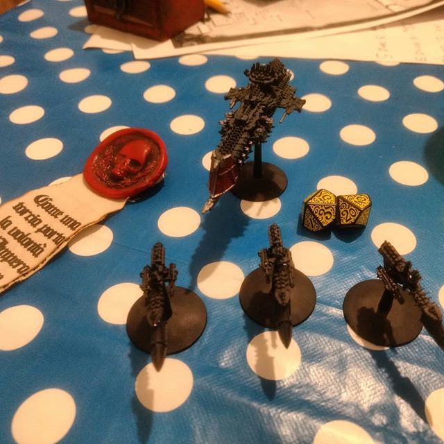 ArturoBenzi's tweet photo. "There's only the Emperor, and He is our shield and protection." #gdr #rpg #dadi #dice #tech #qworkshop #techdice #gold #bolter #dicebag #omnissiah #polyhedraldice #polyset #darkheresy #roguetrader #deathwatch #warhammer #warhammer40k #imperium #imperium… https://t.co/z94rauxCDM https://t.co/AZLQXc956a