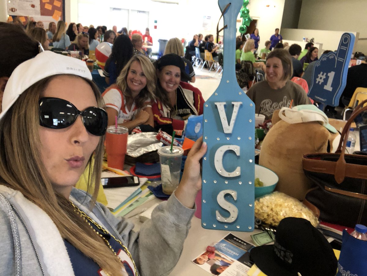 Ms_CampanellaG's tweet photo. @cypresscreekvcs won the spirit award! #VCSSLT https://t.co/Hk6kpchh38
