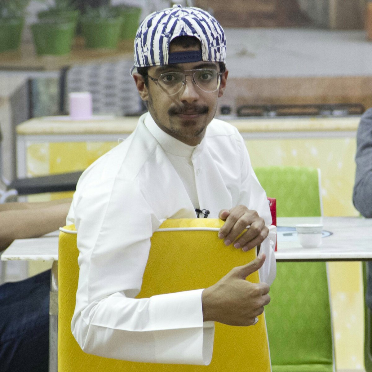 naifm607's tweet photo. #صورة_ملف_شخصي_جديدة
صاحب الابتسامه والحايز على اعلى جماهيريه افتخر ان اضع صورتك في حسابي الشخصي..
اوو نسيت والحايز على المركز الاول بدون تتويج 
@Moaaz_AlGhamdi https://t.co/E5CcgvSCwM