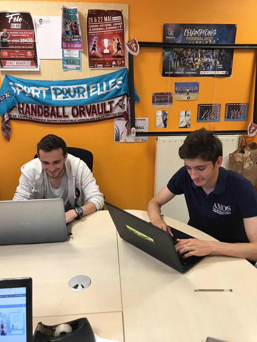 HandballOrvault's tweet photo. Depuis 1 mois 2 étudiants d’@AMOS_Nantes (Tom et Benjamin) nous accompagnent dans l’organisation de notre tournoi national jeunes de handball. Ils s’occupent également de la préparation de la nouvelle saison 😊

Merci à eux 😉 https://t.co/XOKrXqRuRO