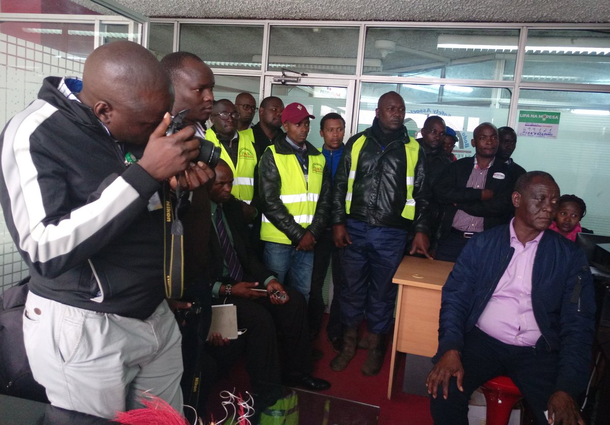 BodaAssnofKenya's tweet image. Today the county Government of Nairobi Director operations Mr. Mbaya Visited our National and County office at corner house as we partner to clean CBD off Bodaboda riders we will work with County to enforce this @MikeSonko @KenyanTraffic @Ma3Route #FlySax  Aden Marwa FlySax