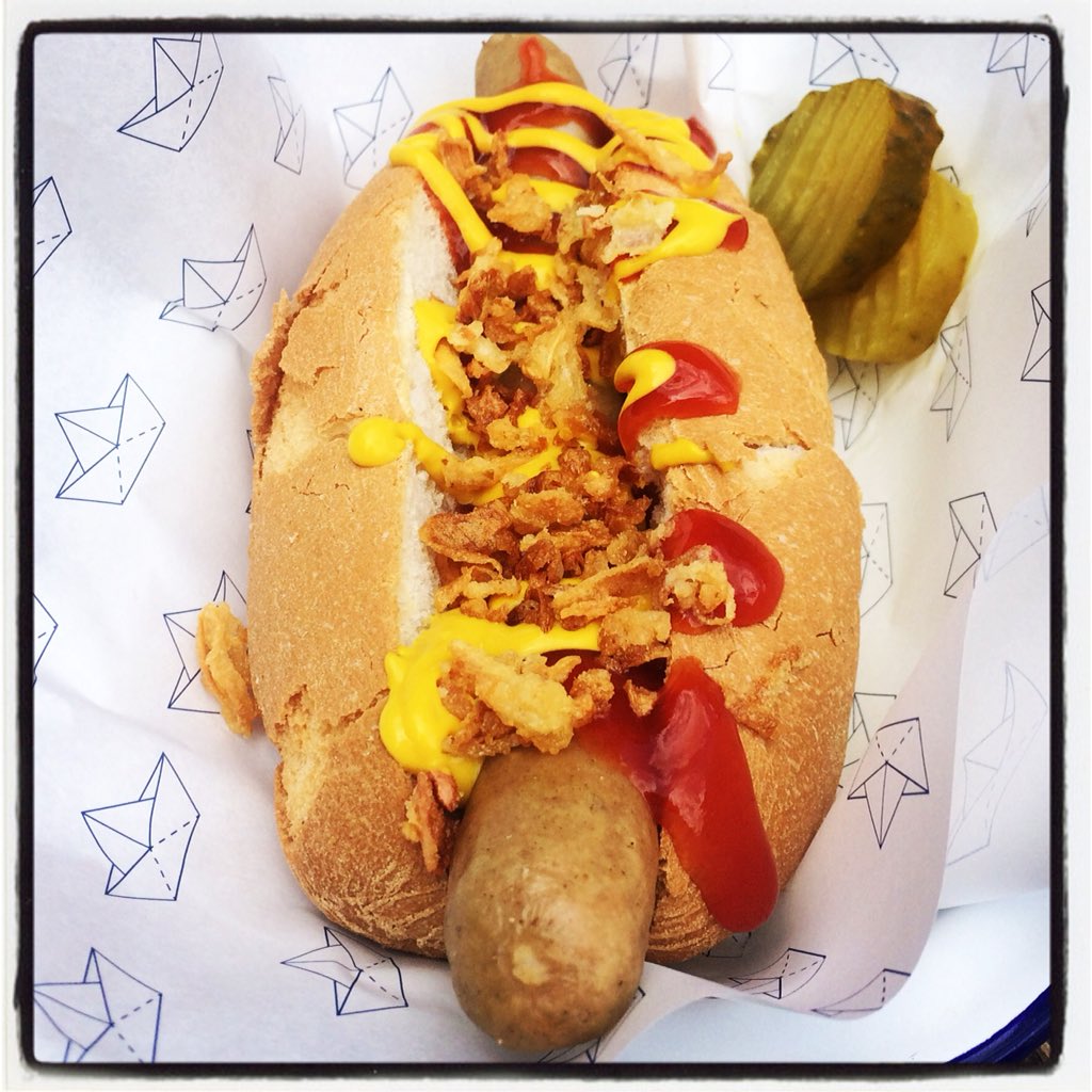 TheLordNelson's tweet image. Going to @junction_2 on Sat? Why not head to our garden first for some @FrontierLager &amp;amp; food to get yourself ready for the day ahead #junction2 #festival #bostonmanor