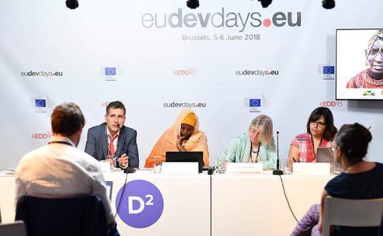 RT <a href="/FAOBrussels/">FAO Brussels</a>: “Pastoralists are some of the first victims of climate change, but at the same time they can contribute very much to its mitigation.” Roberto Aparicio @europeaid #EDD18 #SheisWe