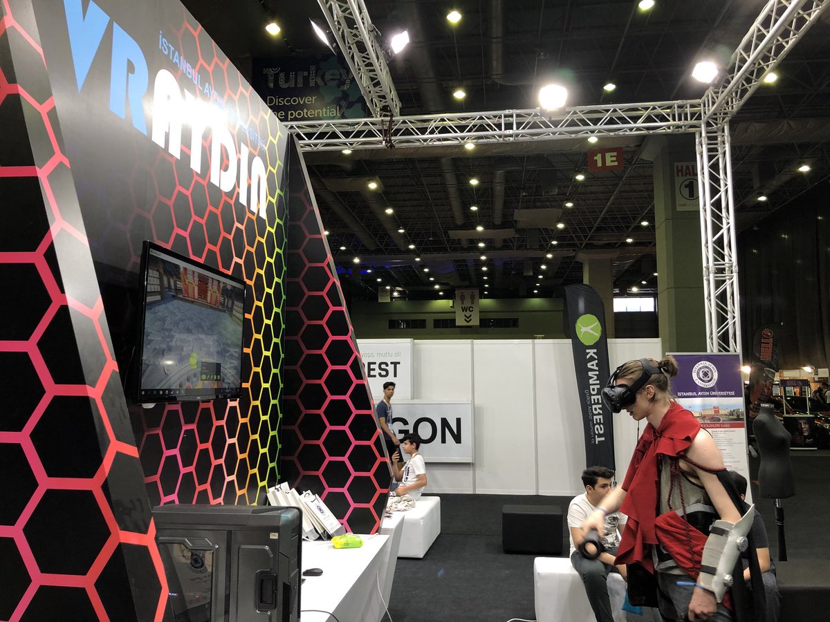 YenginDeniz's tweet photo. #cnrexpo #cnrgamesweek @cnrgamesweekistanbul @IAUKampus https://t.co/GtDyk9F93Q