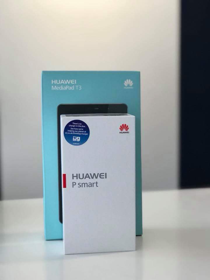 Lufbraguru's tweet image. ⭐️ Double Deal! ⭐️ 

Get the Huawei P Smart and the Huawei T3 Tablet for only £33 a month!*

Pop in store for more information! 

*Terms apply. 

#O2Loughborough #Huawei