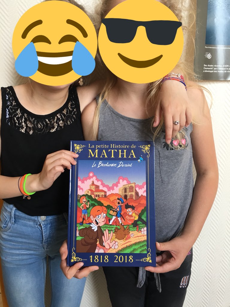CM_Matha's tweet photo. Aujourd’hui il y a eu un monsieur qui nous a présenté la bande dessinée sur l’histoire de Matha il y a 200 ans et l’écriture à la plume. Puis nous avons fabriqué notre BD, c’était trop bien ! #Lana #Lylou #Norah https://t.co/uI4xiQ523j