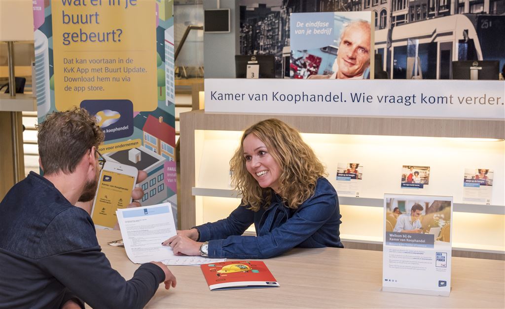RTLZ's tweet photo. Wist je dat #ZZP'ers sinds een jaar makkelijker aan een hypotheek met Nationale Hypotheek Garantie kunnen komen? Dat gebeurt nog weinig, maar dit jaar al iets meer dan in 2017. https://t.co/Nl9xhPMQrf https://t.co/76MRsZS2bs