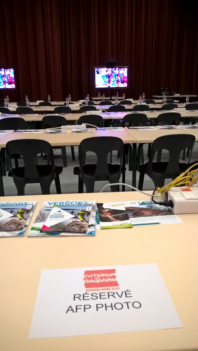 Plus que quelques heures avant l'arrivée d'étape du critérium du <a href="/dauphine/">Tour Auvergne Rhône-Alpes</a> à Lans en Vercors. Ça s'active en coulisses....🚴‍♂️🚴‍♂️

#CriteriumduDauphine #vercors #velo