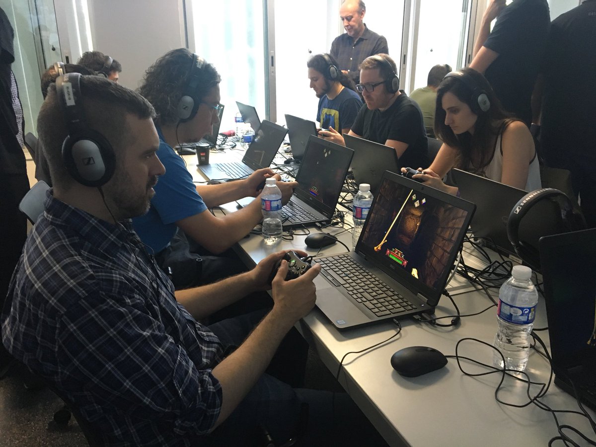 Njoy_Games's tweet photo. The presentation has started https://t.co/YTr7zFuwtu