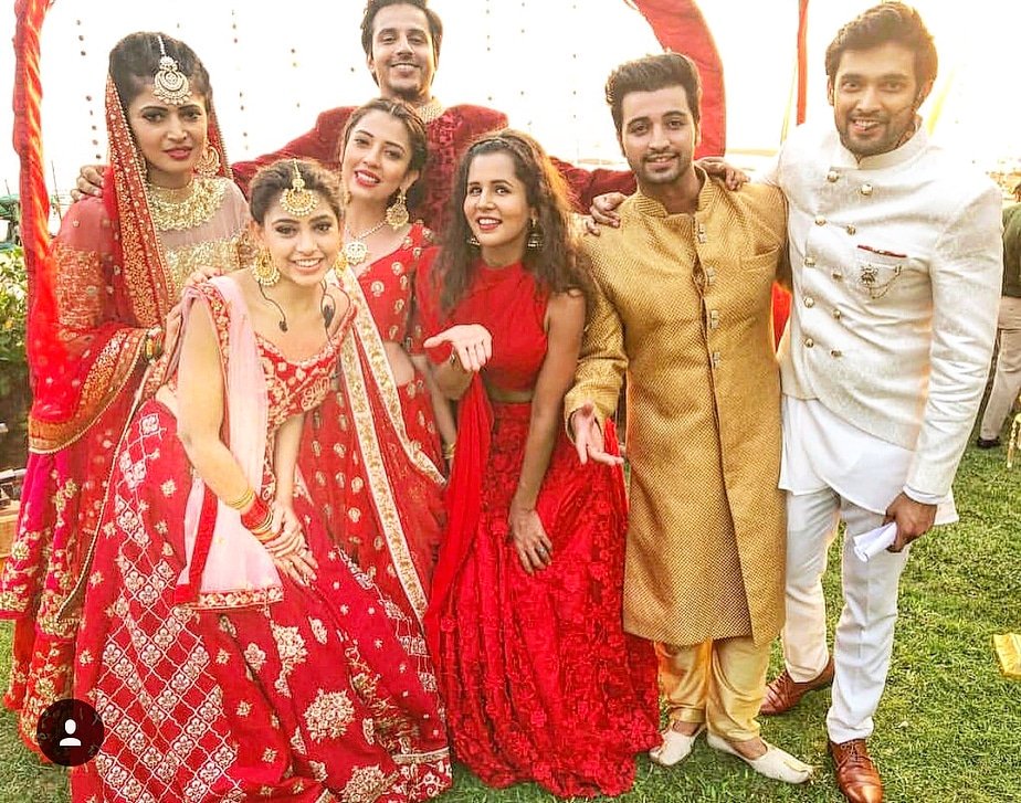 iwmbuzz's tweet photo. And it's a wrap of the cutest show #KaisiYehYaariaanSeason3.... Will you miss it? Tell us in the comments below.

@justvoot @LaghateParth @niti_taylor #newseason #seasonfinaletoday https://t.co/zExgaerKES
