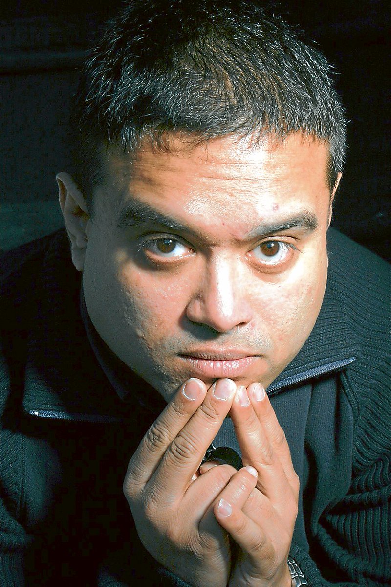 Dudley_Chron's tweet photo. There's a feast of festival fun coming up. @paulsinha is the headline act at #FitzFest. @seannwalsh is also on the bill, while at @RomsleyRomstock, The Quarrymen are the star turn. @Dudley_Chron has details of both https://t.co/UXdJqflo6J