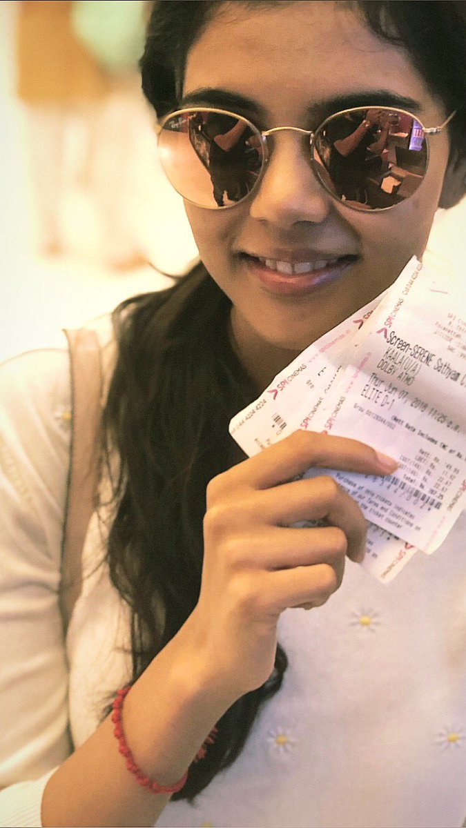 kalyanipriyan's tweet photo. Just done watching #Thalaiva on big screen! 
#Kaala #Fangirlmoment #KaalaTime https://t.co/WQwpI4x6oS