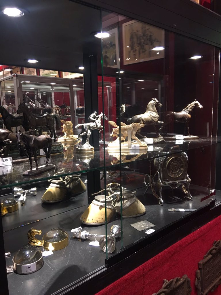 KaMondoAuctions's tweet photo. #exposition aujourd'hui jusqu'à 21h @Drouot salle 7 #cheval dans l'art #collection d'une Propriété nancéienne #numismatics https://t.co/yxDIyevcU9
