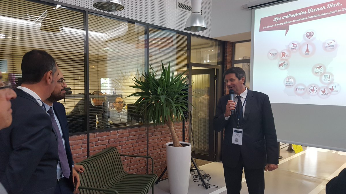 Prefet22's tweet photo. Arrivée de @mounir à la société #EcoCompteur pour la #frenchtech @Anticipa @AggloLTC @regionbretagne @Kerlogot22 @ebothorel https://t.co/w0V0Nt02Vl