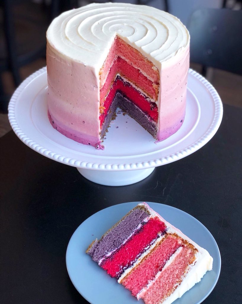 amphoracafe's tweet photo. N E W 🦄 🍰 #amphoracafe #homemade #saletown https://t.co/YwvZi4yuyT