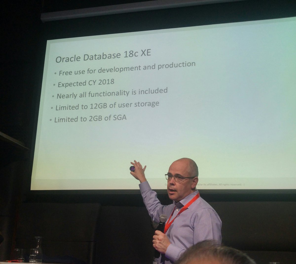oraesque's tweet image. #nloug_tech18 #tech18
Oracle 18c XE is near! 👍