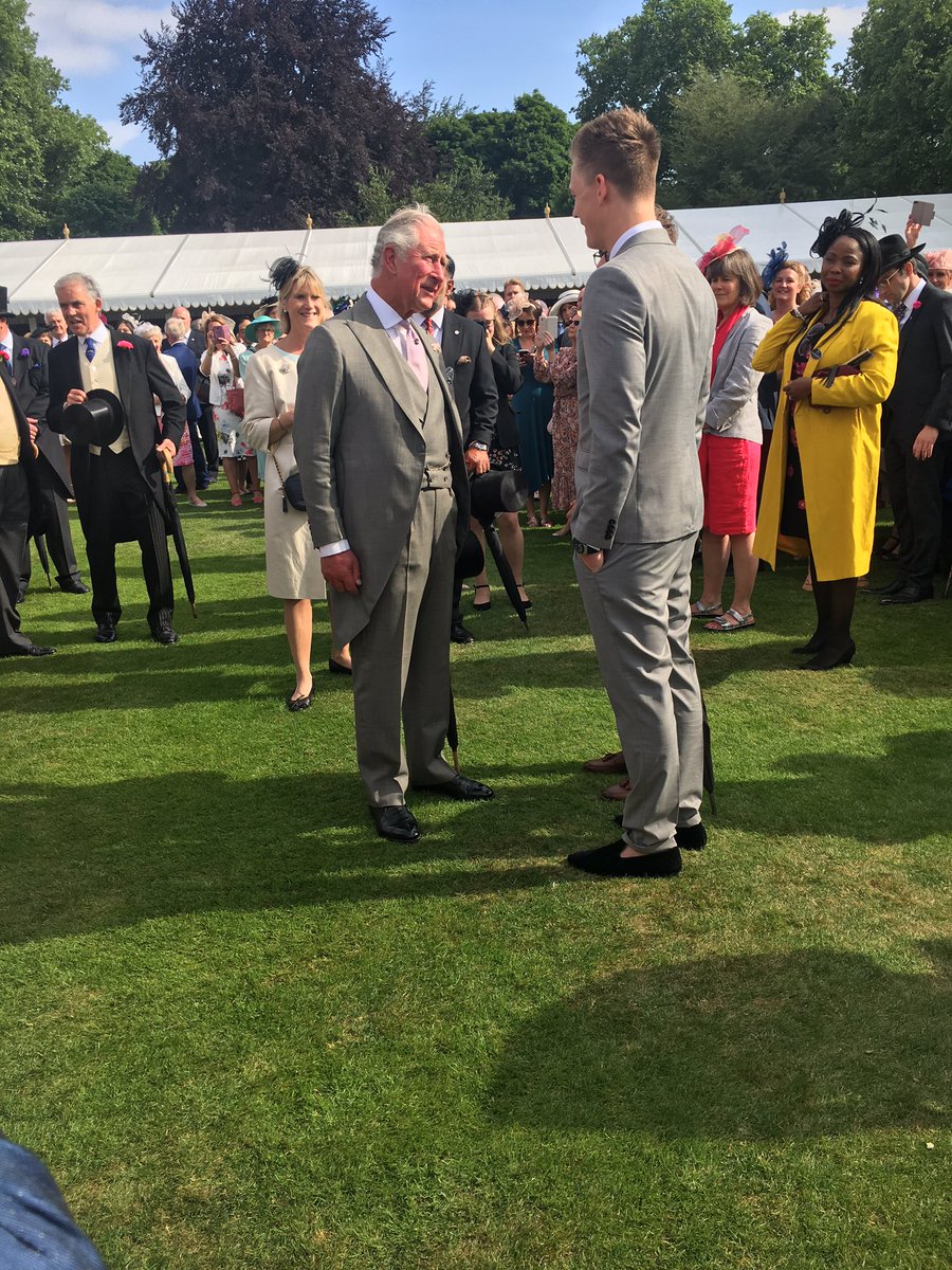 Just good friends had a fabulous time meeting <a href="/RoyalFamily/">The Royal Family</a> <a href="/ClarenceHouse/">Clarence House</a> What a fabulous day 👑 and we spotted @casperr_leee and <a href="/Joe_Sugg/">Joe Sugg</a> too!