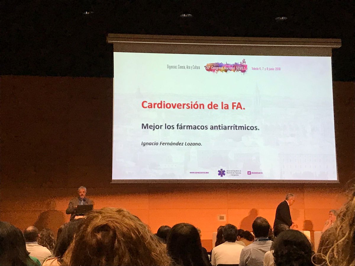 DaiichiSankyoES's tweet image. El doctor Ignacio Fernández Lozano nos habla de #cardioversión en #fibrilaciónauricular en #SEMES2018