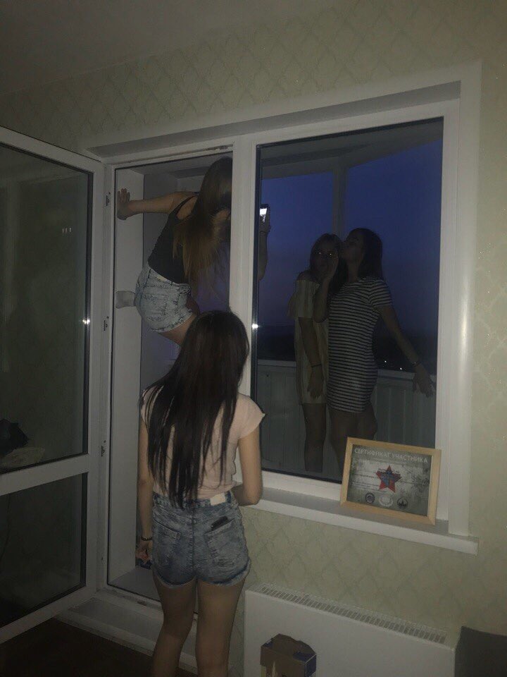 lmuri2's tweet photo. бабы https://t.co/qjFfDdziLE