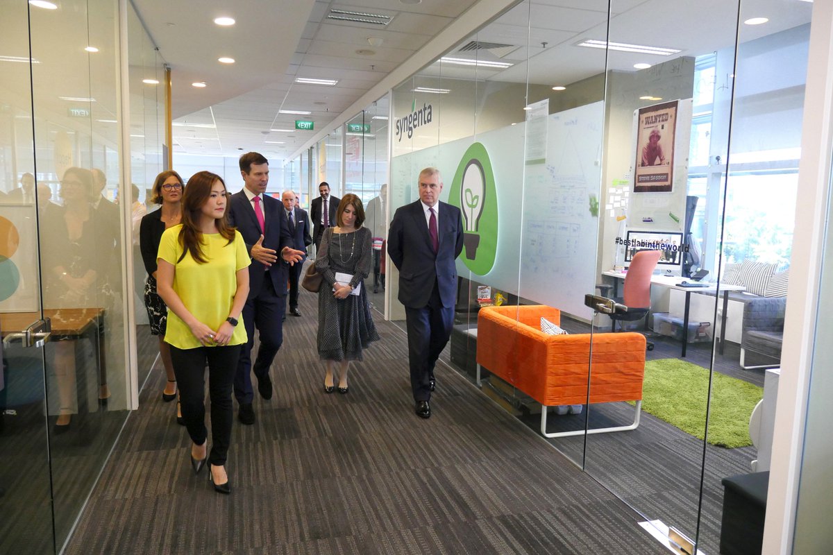 LEVEL3work's tweet photo. It was an honour to welcome His Royal Highness The Duke of York, Prince Andrew to @Unilever and @LEVEL3work during his visit to Singapore! #WeAreLEVEL3 #StartupSpringboard https://t.co/L8bWqFrOwe