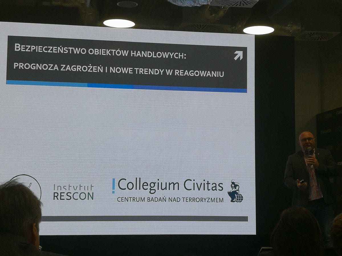 radknap's tweet photo. Bezpieczeństwo obiektów handlowych, o prognozie zagrożeń ekspert @ColegiumCIVITAS na #ReDI2018 #CenterManagementSummit @prchorgpl @Praski_Koneser https://t.co/sOqL6yMojK