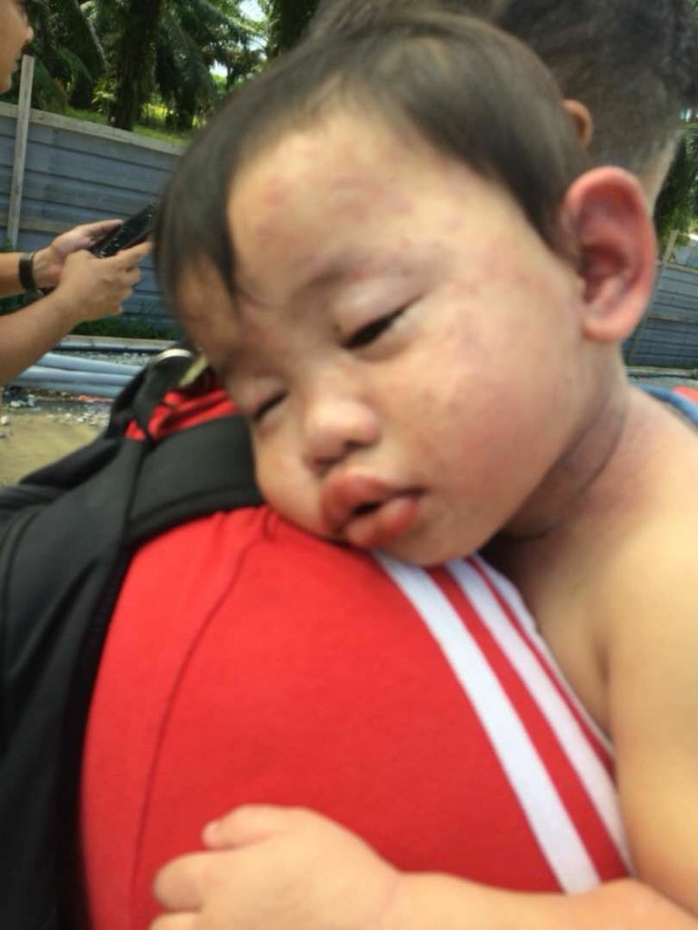 AidaSue's tweet photo. Baby yang kena culik tu dah dijumpai. Ya Allah berdebar betul aku. :( https://t.co/jkXWOHPcjb