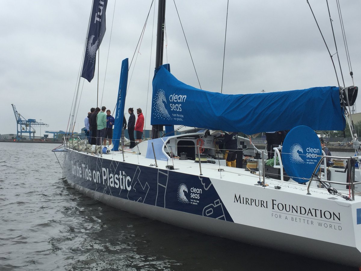 Our @HarkenIND VIP guests taking a closer look at our <a href="/HarkenUK/">Harken UK</a> hardware onboard the Volvo Ocean 65’s here at the <a href="/volvooceanrace/">Volvo Ocean Race</a> in Cardiff 📸 by <a href="/HCMedia1/">Greenstone Creative</a> #HarkenVOR harkenatthefront.com