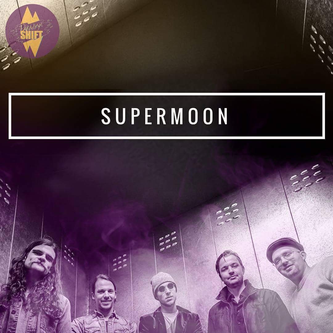 Morgenavond knallen op Paradigm Shift Festival (Arnhem) en zaterdag <a href="/MusicITBackyard/">MusicintheBackyard</a> (Zaltbommel) 
Kom funken, wat maakt het uit?