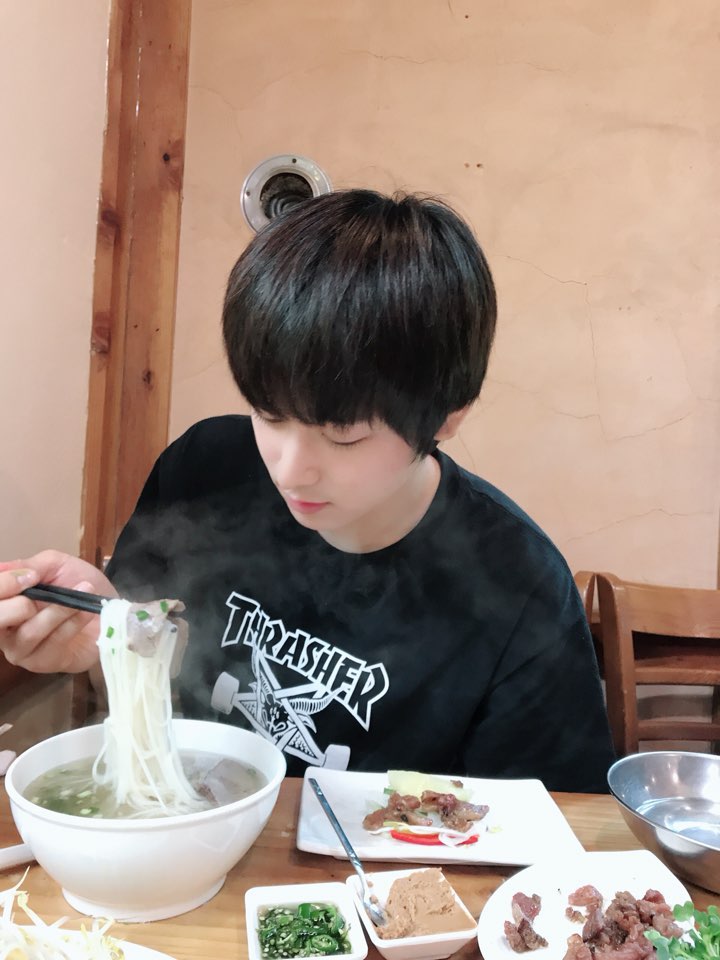 THE BOYZ (더보이즈) tweet media