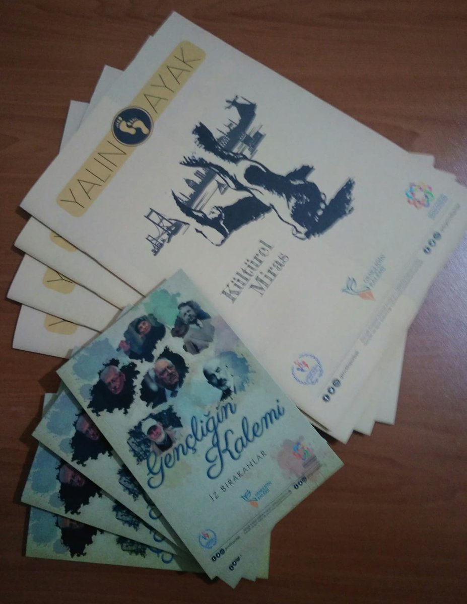 Dergimizin arka kapağında bir #abdurrahimkarakoc şiirine yer vermiştik. "Yalın Ayak" dergimiz ve "İz Bırakanlar" kitabımızı Anadolu Öğrenci Birliği genel merkezinden edinebilirsiniz. @GSBgenclikproje <a href="/gencliksporbak/">Gençlik ve Spor Bakanlığı 🇹🇷</a>