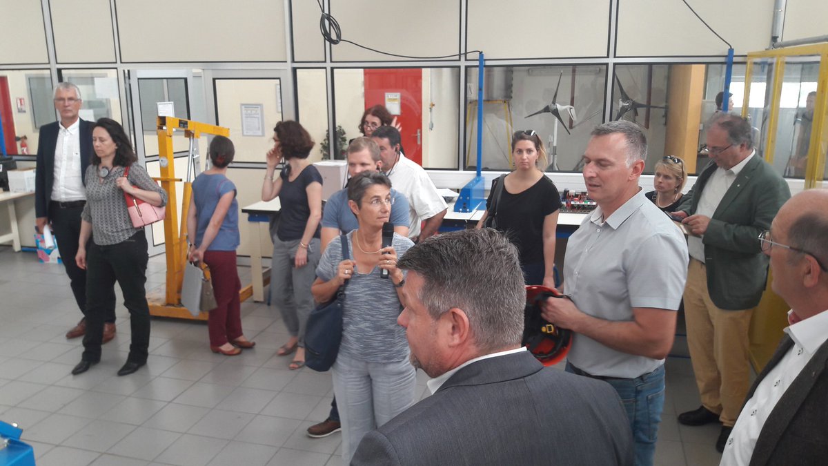 Apristhy tweet media