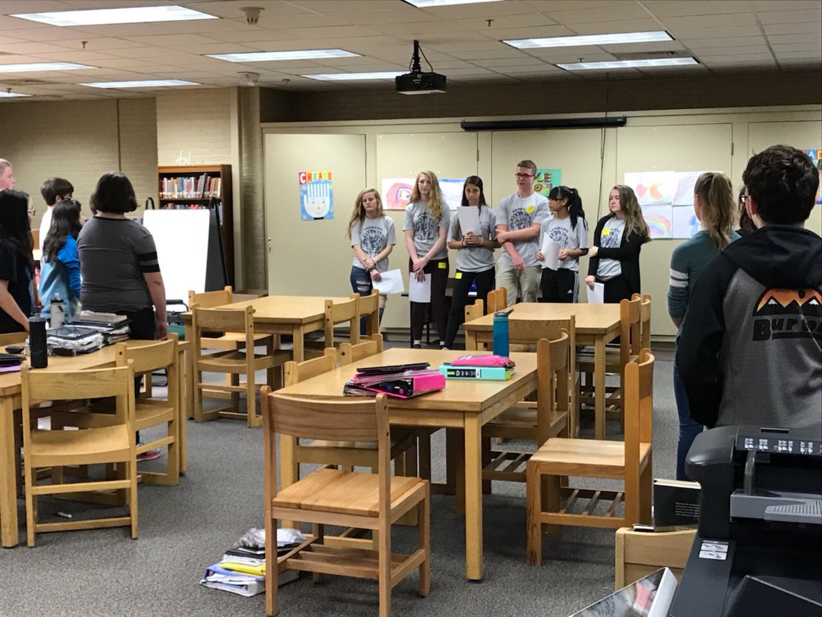 Sanborn_LOS's tweet photo. More mentor pictures... our @Sanborn_LOS mentors will be helping out with today’s 8th grade step up day at the school too https://t.co/t96Hz2i6Bw