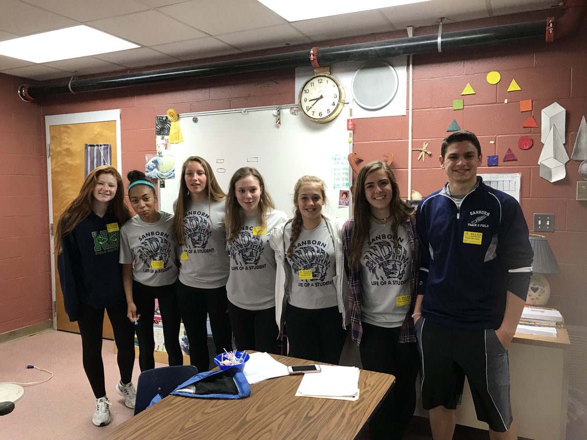 Sanborn_LOS's tweet photo. More mentor pictures... our @Sanborn_LOS mentors will be helping out with today’s 8th grade step up day at the school too https://t.co/t96Hz2i6Bw