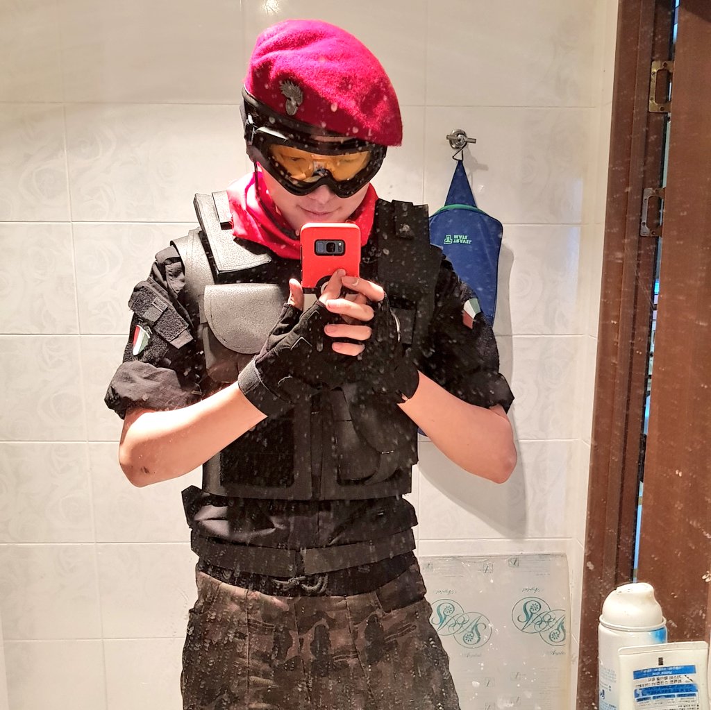 소제 Soje On Twitter Rainbow Six Alibi Cosplay Xd 드디어