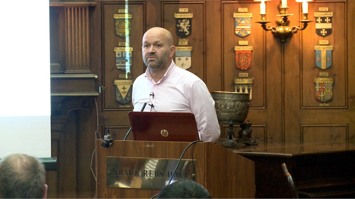 How do you manage a project like London Undergrounds’ Bank Station Capacity Upgrade? Simon Addyman shares all at EVA 22 - available as part of our Development Collection buff.ly/2FVvnVU