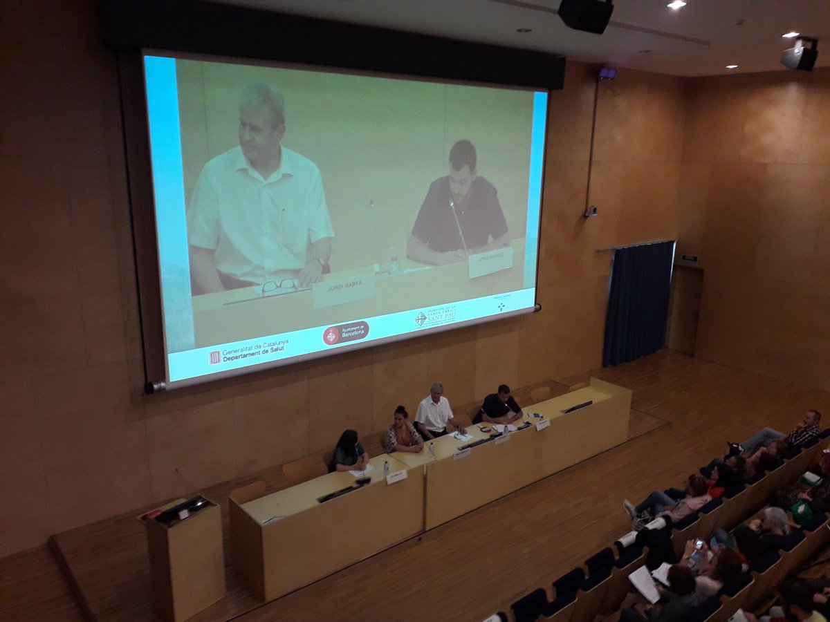 Segona taula del primer dia dedicat al 0% . 0% Efectes Secundaris amb Eva Miralles , <a href="/DraRomaguera/">Anna Romaguera Piñol</a> i Jordi Marfà #VCCISM #HoritzOx100 <a href="/ASCISAM/">ASCISAM</a>