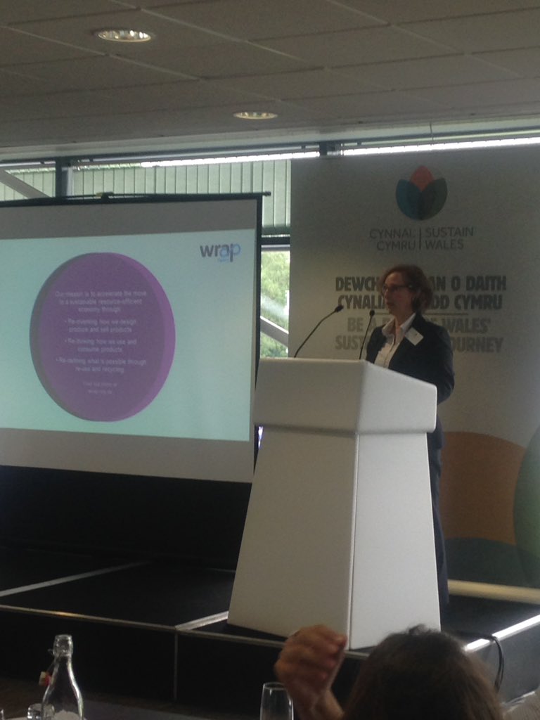 CynnalCymru's tweet photo. @GilbertBettina from @WRAP_Cymru is talking about sustainable procurement good practice and the latest plastics research #SWSummit #PassOnPlastic https://t.co/Xj4Z2cXWLt