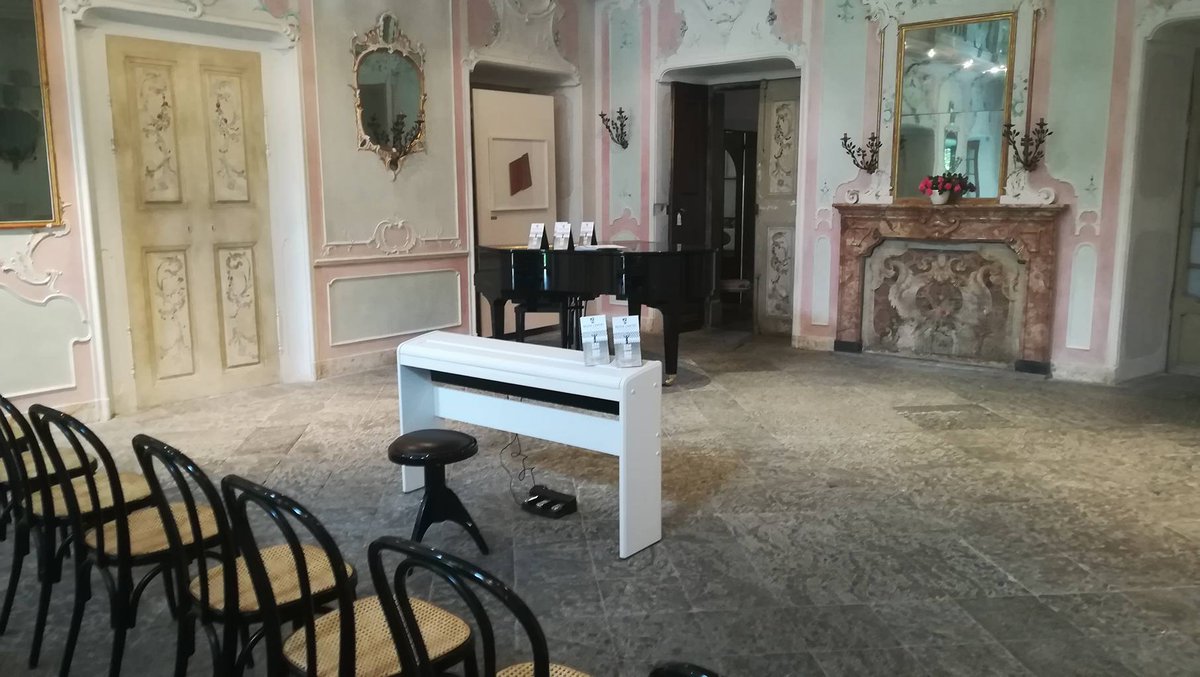 reziacantat's tweet photo. Palazzo Salis pronto! https://t.co/CBMAaikY7H